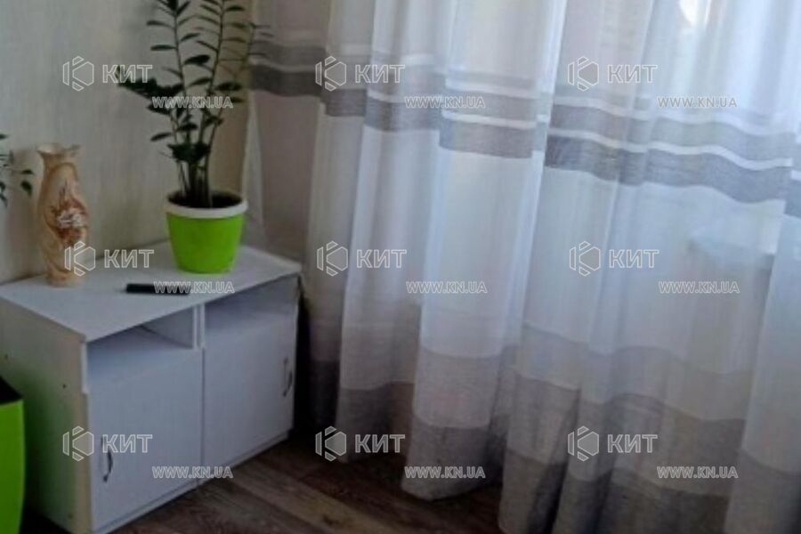 Продажа квартиры Харьков, ХТЗ, Рогань, 43м²