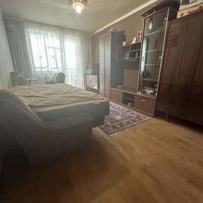 Продажа 	 Харків,  Ахсарова вул.   18
