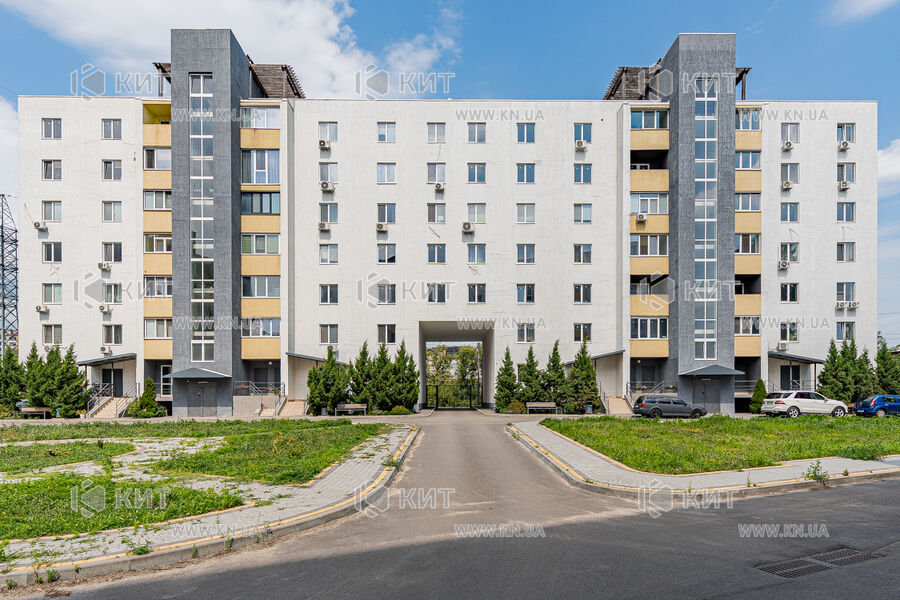 Продажа квартиры Харьков, Спортивная, Гагарина, Защитников, 81м²