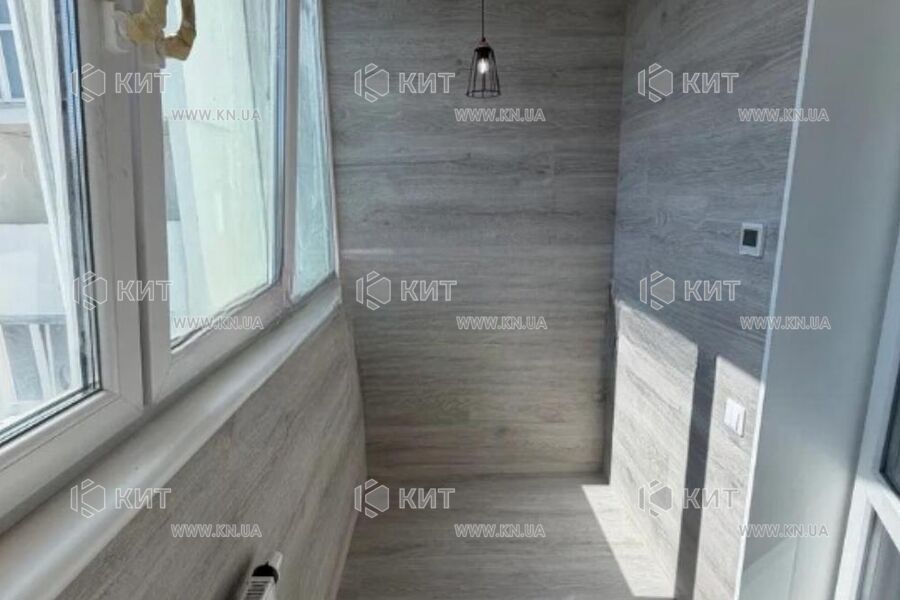 Продаж квартири Харків, ХТЗ, Рогань, 80м²