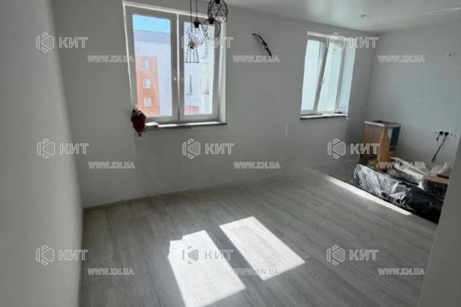 Продаж квартири Харків, ХТЗ, Рогань, 80м²