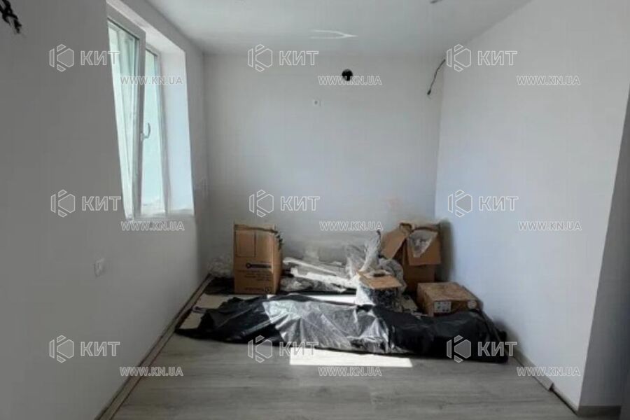 Продаж квартири Харків, ХТЗ, Рогань, 80м²