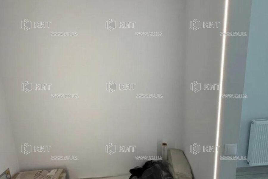 Продаж квартири Харків, ХТЗ, Рогань, 80м²
