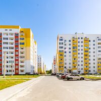Продаж квартири Харків, ХТЗ, Рогань, 80м²