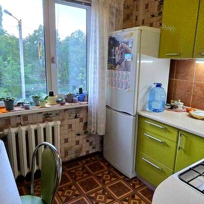 Продажа 	 Харків,  Каденюка (Танкопія) вул.   24