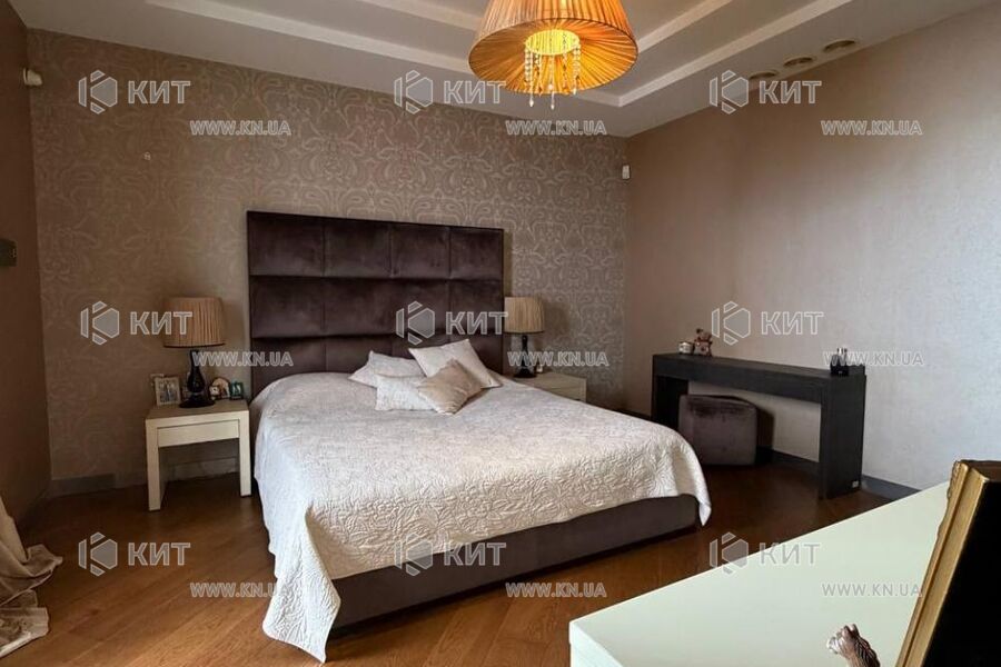 Продаж квартири Харків, Наукова, 220м²