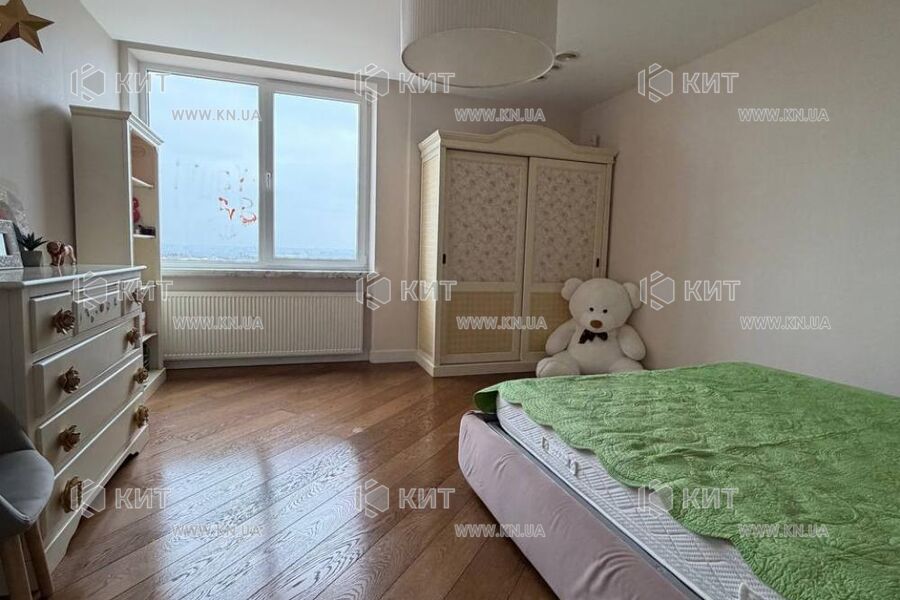Продаж квартири Харків, Наукова, 220м²