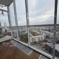 Продаж квартири Харків, Наукова, 220м²