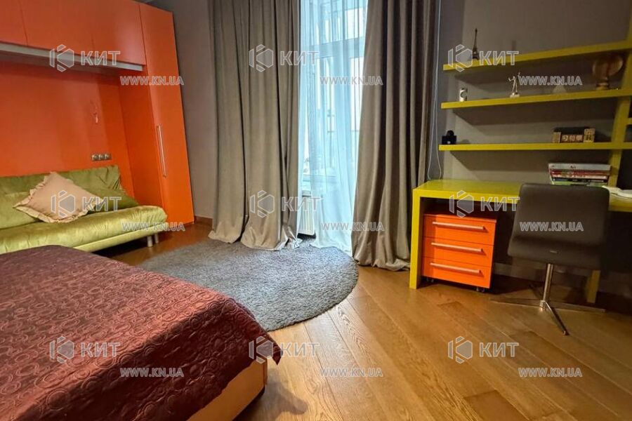 Продаж квартири Харків, Наукова, 220м²