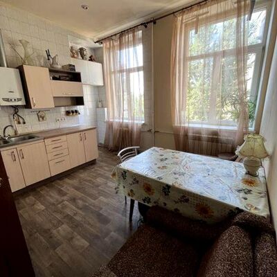Продажа 	 Харків,  Незалежності (Правди) пр.   7 (п1-п9)