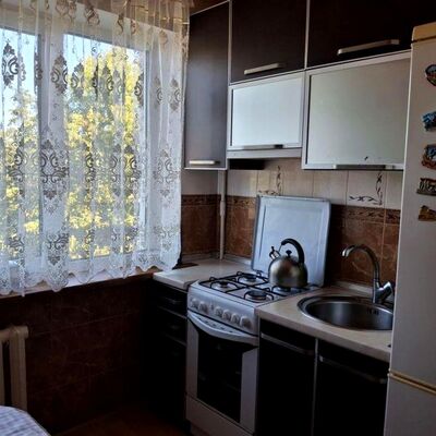 Продажа 	 Харків,  Байрона (Героїв Сталінграда) пр.   138В