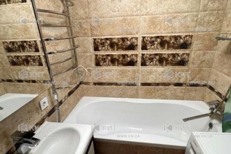 Продаж квартири Харків, Олексіївка, 50м²