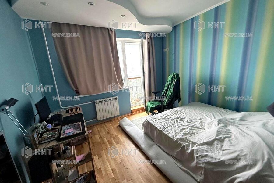 Продаж квартири Харків, Олексіївка, 82м²