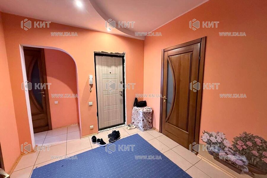 Продаж квартири Харків, Олексіївка, 82м²