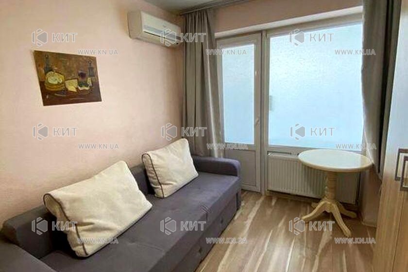 Продажа квартиры Харьков, Салтовка(Бараб.,Украина), 20м²