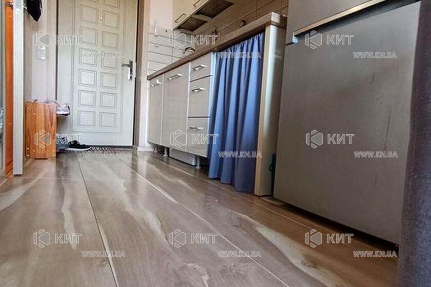 Продаж квартири Харків, Салтівка(Бараб.,Україна), 20м²