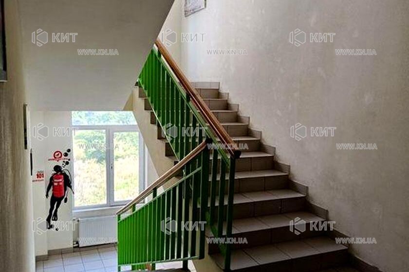 Продаж квартири Харків, Салтівка(Бараб.,Україна), 20м²