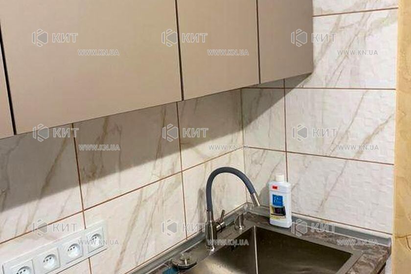 Продаж квартири Харків, ХТЗ, Рогань, 38м²