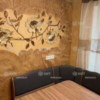 Продаж квартири Харків, ХТЗ, Рогань, 38м²