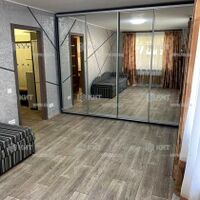 Продаж квартири Харків, ХТЗ, Рогань, 38м²