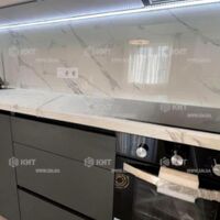 Продаж квартири Харків, ХТЗ, Рогань, 40м²