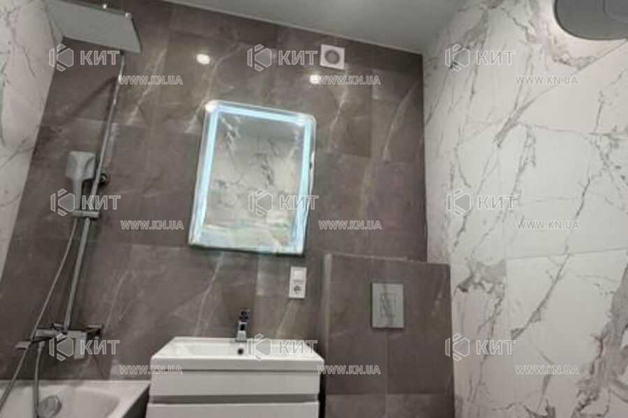 Продаж квартири Харків, ХТЗ, Рогань, 40м²