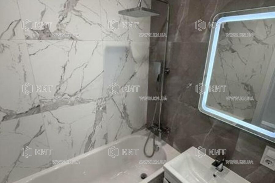 Продаж квартири Харків, ХТЗ, Рогань, 40м²