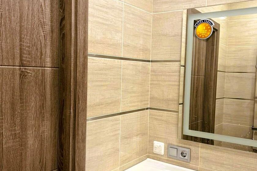 Продаж квартири Харків, ХТЗ, Рогань, 56.3м²
