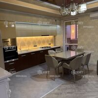 Продаж квартири Харків, Салтівка(Бараб.,Україна), 88м²
