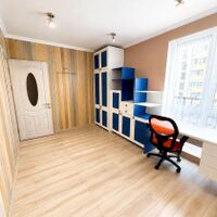 Продаж квартири Харків, Салтівка(Бараб.,Україна), 88м²