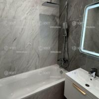 Продаж квартири Харків, ХТЗ, Рогань, 57м²