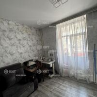 Продаж квартири Харків, ХТЗ, Рогань, 42м²