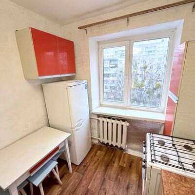Продажа 	 Харьков,  Ферганская ул.   31