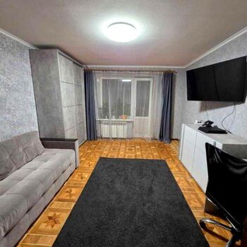 Продаж квартир - Харків,  Золочівська вул.  18