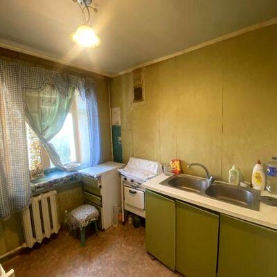 Продажа 	 Харків,  Каденюка (Танкопія) вул.   31