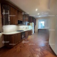 Продаж квартири Харків, Наукова, 132.5м²