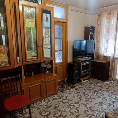 Продажа 	 Харьков,  Богдана Хмельницкого бульв.   18