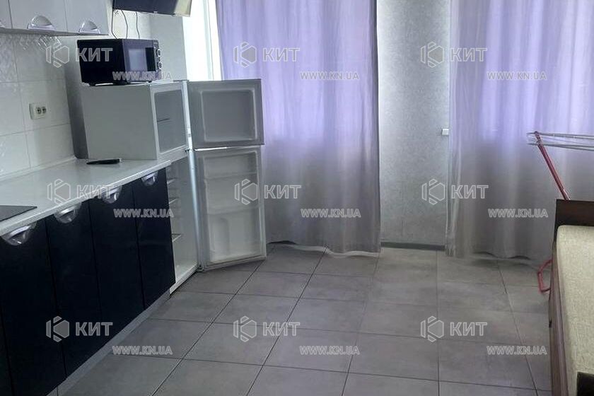 Продажа квартиры Харьков, Старая Салтовка, 18м²
