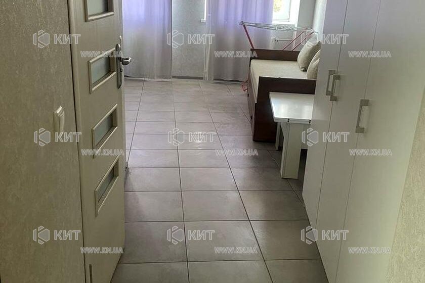 Продажа квартиры Харьков, Старая Салтовка, 18м²