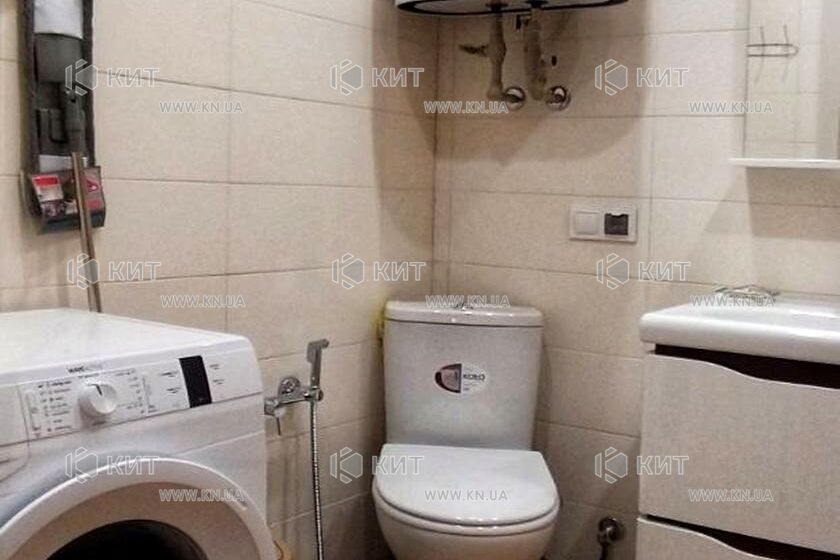 Продаж квартири Харків, ХТЗ, Рогань, 48м²