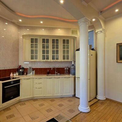 Продажа 	 Харків,  Киргизька вул.   17