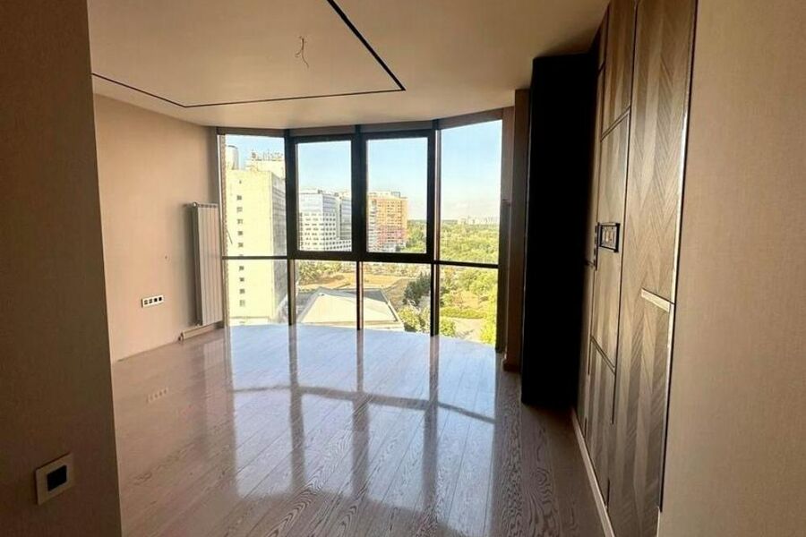 Продажа квартиры Харьков, Павлово Поле, 170м²