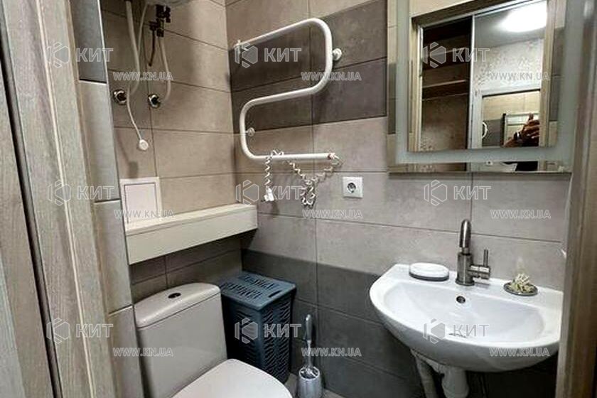Продаж квартири Харків, Салтівка(Бараб.,Україна), 20м²