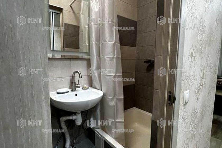 Продаж квартири Харків, Салтівка(Бараб.,Україна), 20м²