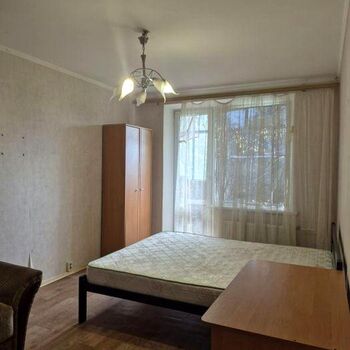 Продаж квартир - Харків,  Владислава Зубенка (Тимурівців) вул.  15