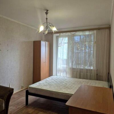Продажа 	 Харьков,  Владислава Зубенко (Тимуровцев) ул.   15