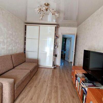 Продажа 	 Харьков,  Непокорённых (Героев Труда) ул.   17
