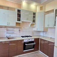 Продаж квартири Харків, Наукова, 105м²