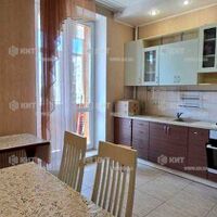Продаж квартири Харків, Наукова, 105м²
