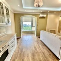 Продаж квартири Харків, Олексіївка, 80м²